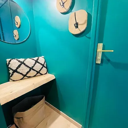 Gare A 3 Min A Pied De La Gare *