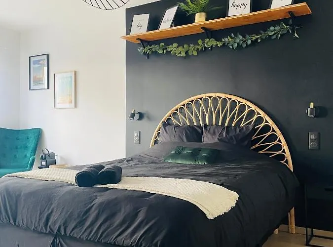 Gare A 3 Min A Pied De La Gare *